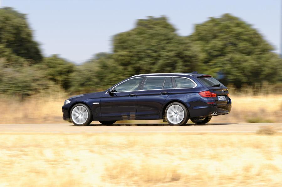  BMW 5-Series Touring 2011 года  (фото 7 из 59)